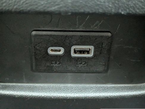 Used 2022 Cadillac XT5 Sportv w/ LPO, ONYX Package image 10