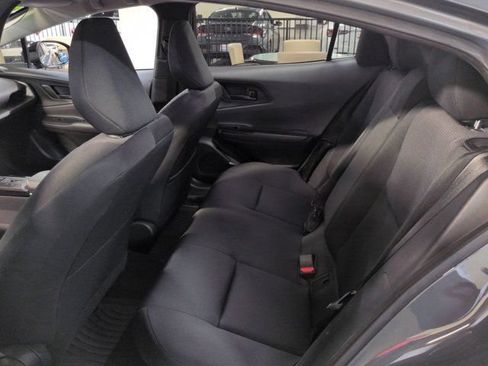 Used 2023 Toyota Prius LE FWD image 11