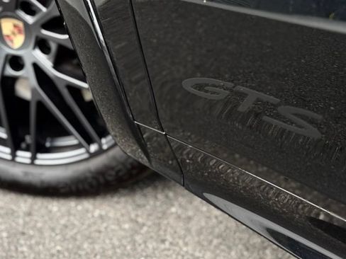 Used 2026 Porsche Cayenne GTS AWD/4WD image 40