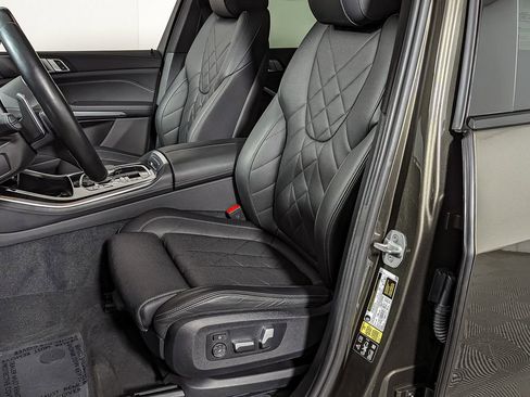 Certified 2024 BMW X5 xDrive40i w/ M Sport Package image 19