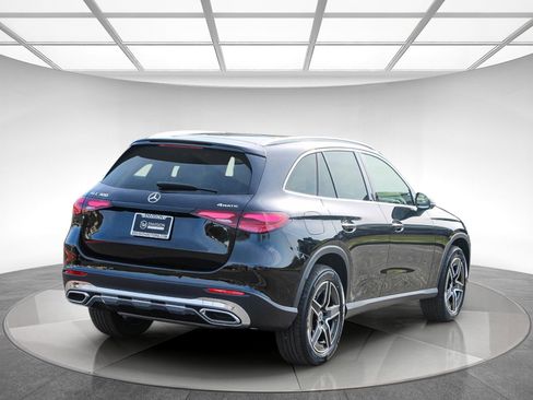 New 2026 Mercedes-Benz GLC 300 4MATIC image 4