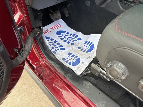 Used 2021 Jeep Wrangler Rubicon image 17