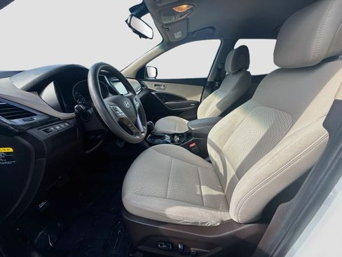 Used 2018 Hyundai Santa Fe Sport w/ 2.4L Value Package 02 FWD image 16