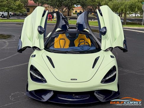 Used 2021 McLaren 765LT RWD image 8