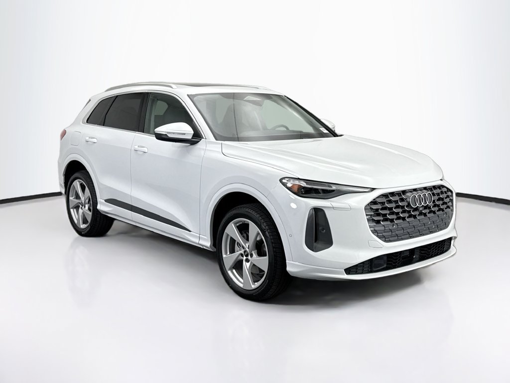 Used 2025 Audi Q5 Premium Plus AWD/4WD image 4