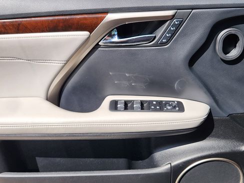 Used 2018 Lexus RX 350 FWD w/ Premium Package image 23