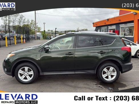 Used 2013 Toyota RAV4 XLE AWD/4WD image 4