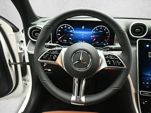 Used 2026 Mercedes-Benz C 300 4MATIC Sedan image 14