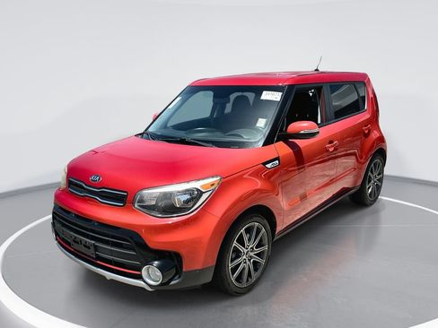 Used 2018 Kia Soul ! FWD image 1