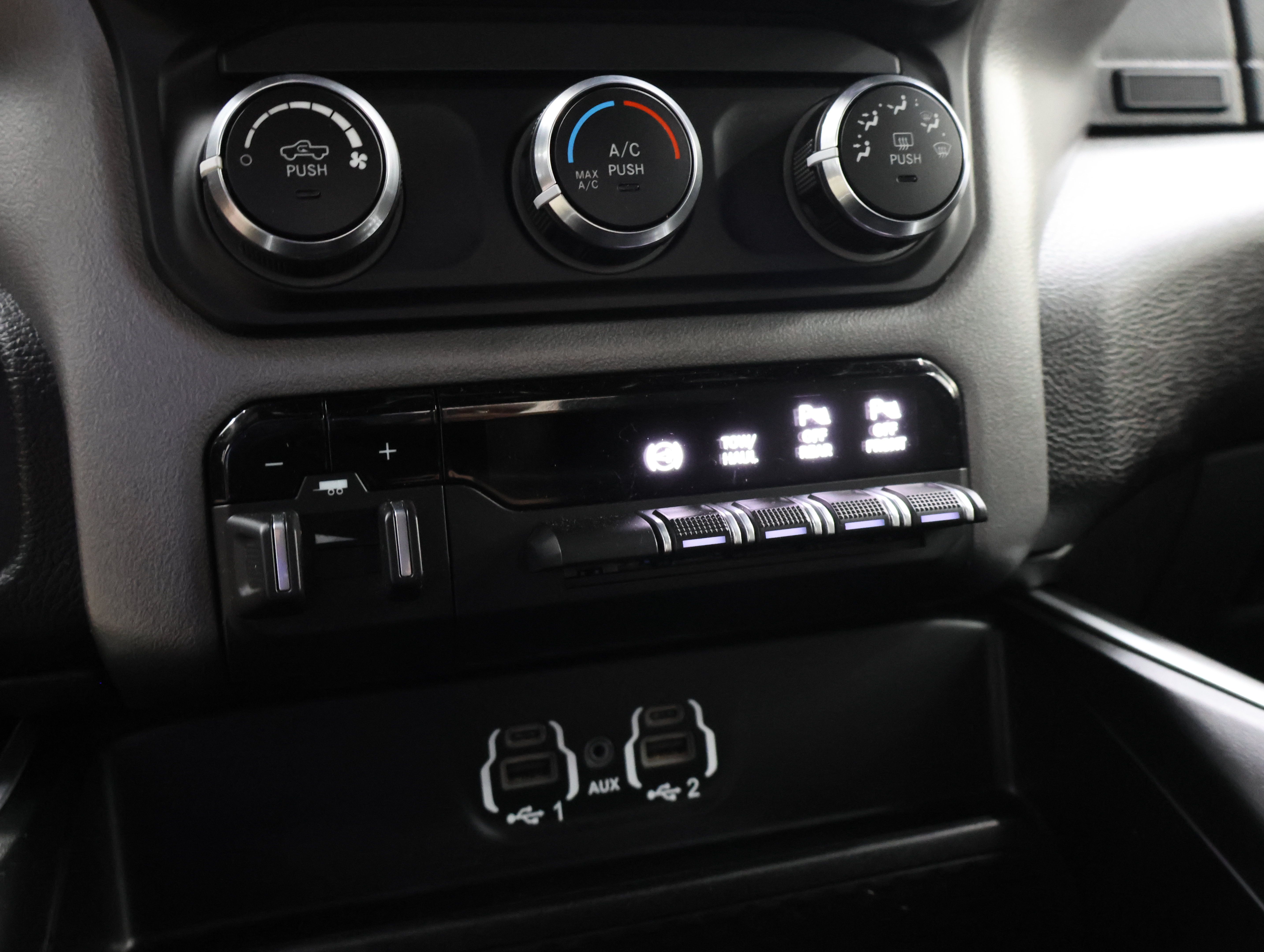 Used 2022 RAM 3500 Big Horn w/ Level A Equipment Group AWD/4WD image 47
