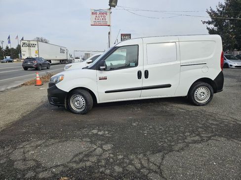 Used 2018 RAM ProMaster City Tradesman image 2