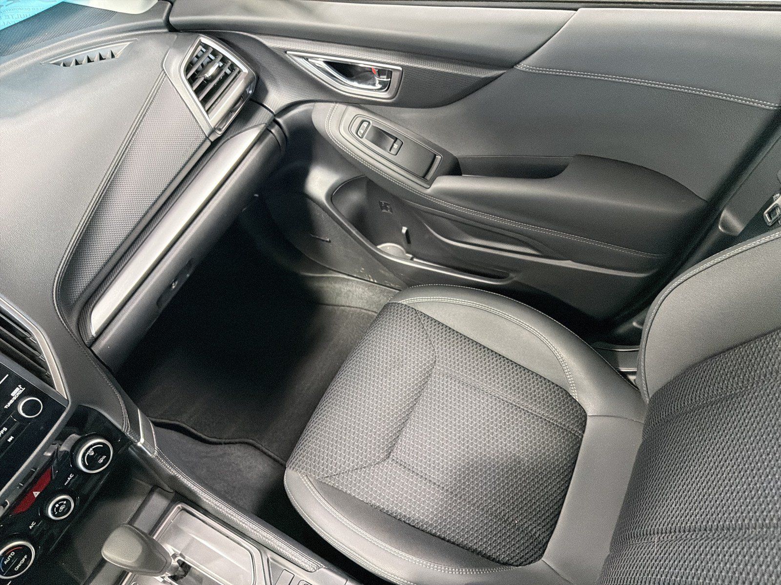 Certified 2024 Subaru Forester Premium AWD/4WD image 15