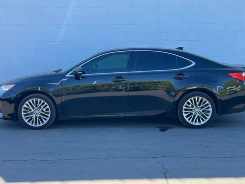 Used 2015 Lexus ES 350 w/ Luxury Package image 6