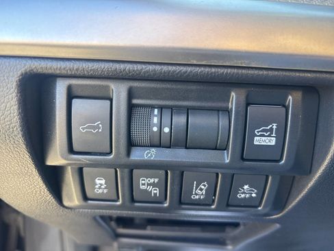 Used 2018 Subaru Outback 2.5i Premium image 42