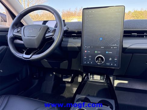 Certified 2023 Ford Mustang Mach-E Premium image 3