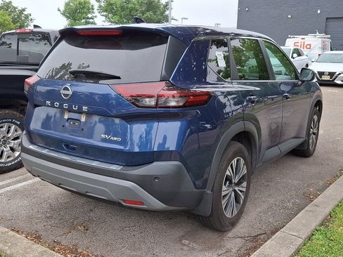 Used 2022 Nissan Rogue SV AWD/4WD image 5