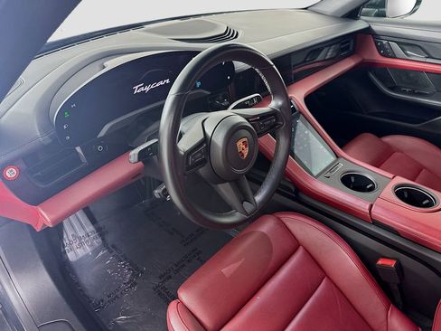 Certified 2022 Porsche Taycan image 4