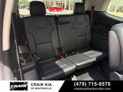 Certified 2022 Kia Telluride SX w/ SX Prestige Package AWD/4WD image 32