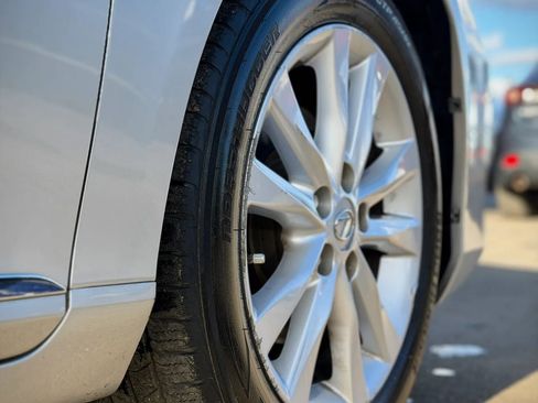 Used 2010 Lexus ES 350 FWD image 29