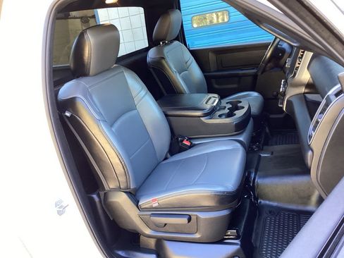 Used 2022 RAM 3500 Tradesman RWD image 38