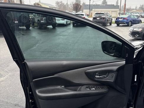 Used 2019 Nissan Murano SL image 9