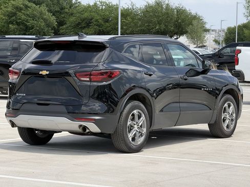 Used 2023 Chevrolet Blazer LT w/ Convenience Package image 4