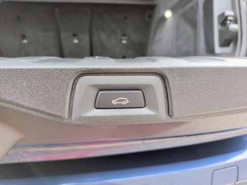 Certified 2023 BMW X5 sDrive40i w/ M Sport Package image 40