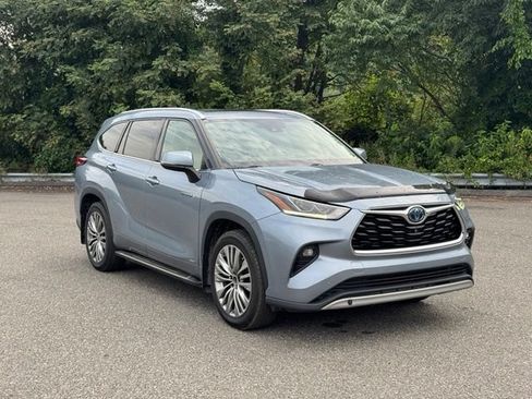 Used 2020 Toyota Highlander Limited AWD/4WD image 9