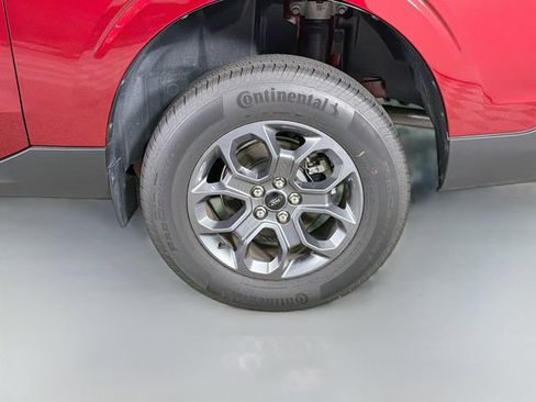Certified 2025 Ford Maverick XLT FWD image 33