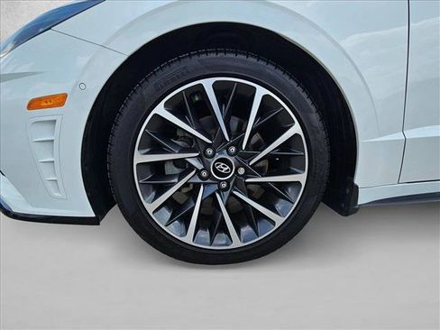 Used 2022 Hyundai Sonata Limited FWD image 21
