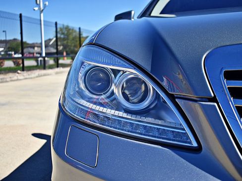 Used 2013 Mercedes-Benz S 550 image 16