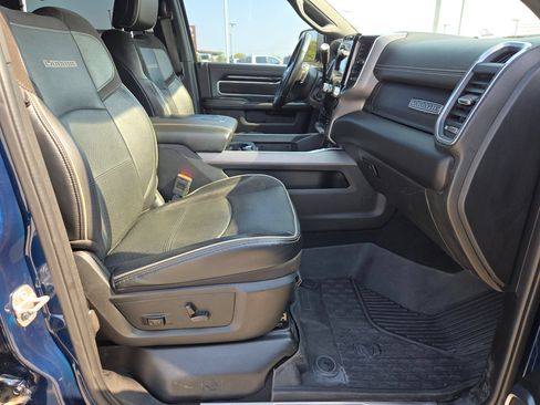 Used 2022 RAM 2500 Laramie w/ Night Edition AWD/4WD image 27