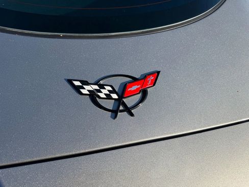 Used 2001 Chevrolet Corvette Coupe w/ Preferred Equipment Group1 image 46