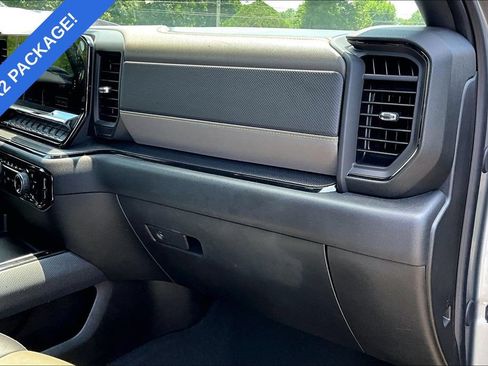 Used 2025 Chevrolet Silverado 2500 ZR2 w/ Technology Package AWD/4WD image 13
