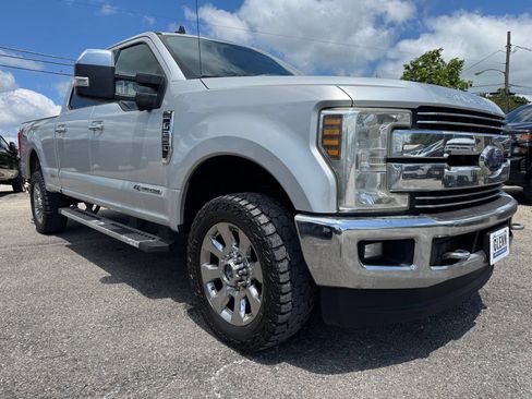 Used 2019 Ford F250 Lariat w/ Chrome Package AWD/4WD image 7