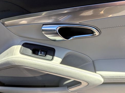 Used 2017 Porsche 911 Carrera S image 40