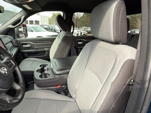 Used 2024 RAM 2500 Big Horn w/ Bed Utility Group image 17