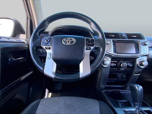 Used 2019 Toyota 4Runner SR5 RWD image 6