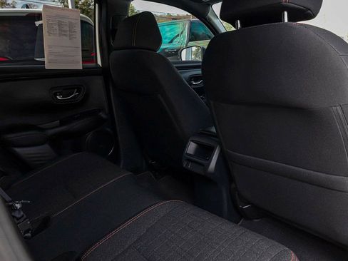 Used 2025 Honda HR-V Sport image 29