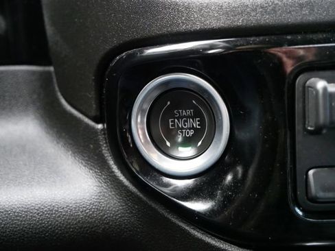 Used 2023 Chevrolet Silverado 1500 LT image 22