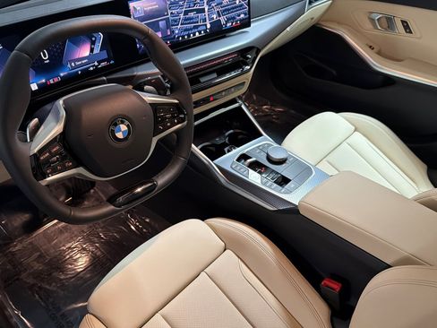 Used 2026 BMW 330i Sedan w/ Premium Package RWD image 4