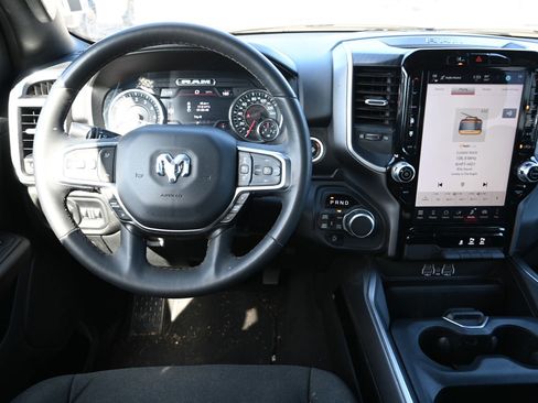 Used 2025 RAM 1500 Big Horn AWD/4WD image 21