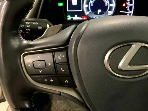 Used 2019 Lexus ES 300h w/ Premium Package FWD image 24