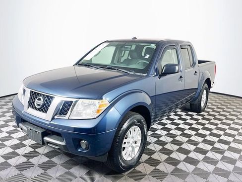 Used 2016 Nissan Frontier SV image 4