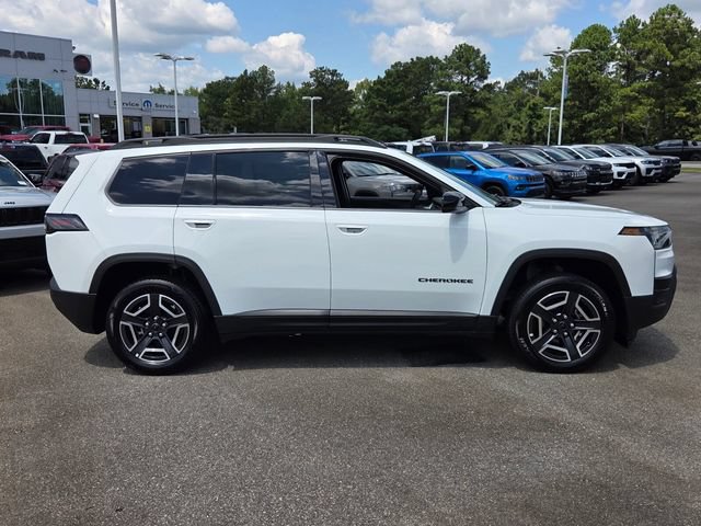 Used 2026 Jeep Cherokee Limited AWD/4WD image 16