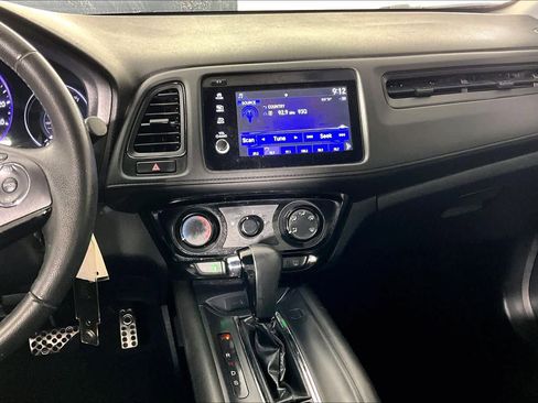 Used 2022 Honda HR-V Sport image 7