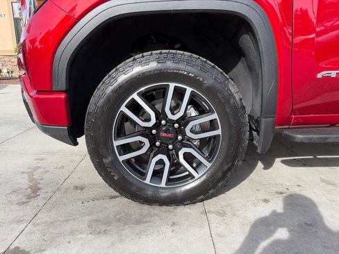 Used 2025 GMC Sierra 1500 AT4 w/ AT4 Premium Package image 25