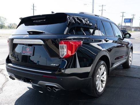 Used 2023 Ford Explorer Platinum w/ Technology Package image 7