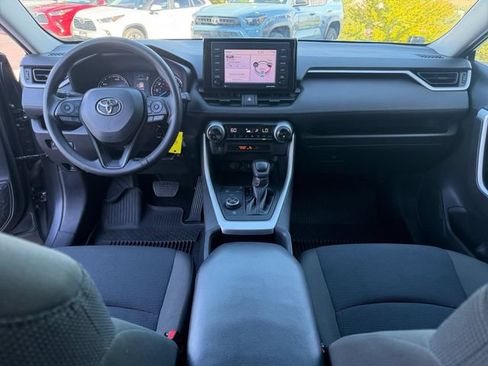 Used 2022 Toyota RAV4 LE AWD/4WD image 30