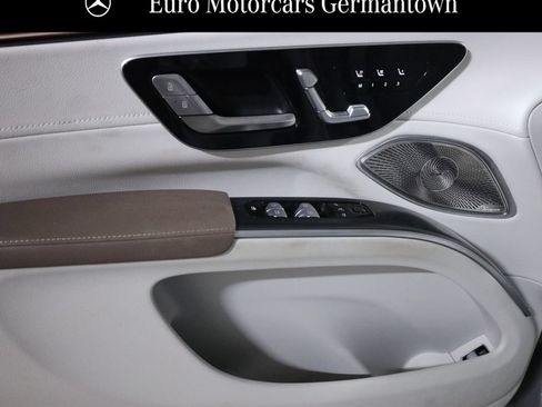 Used 2023 Mercedes-Benz EQS 450+ 4MATIC SUV image 9